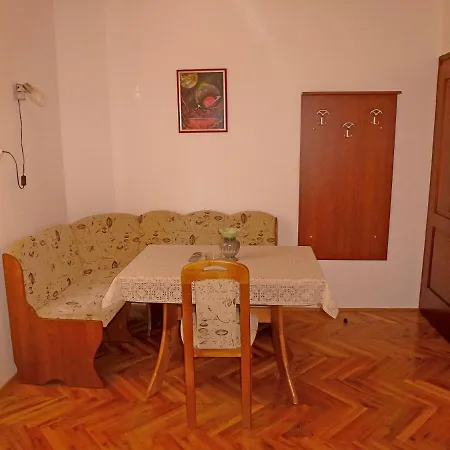 Apartman Jelka *