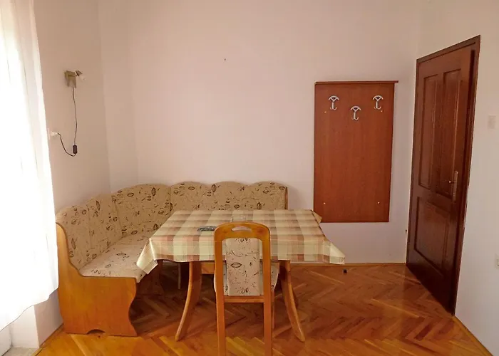 Jelka Njivice